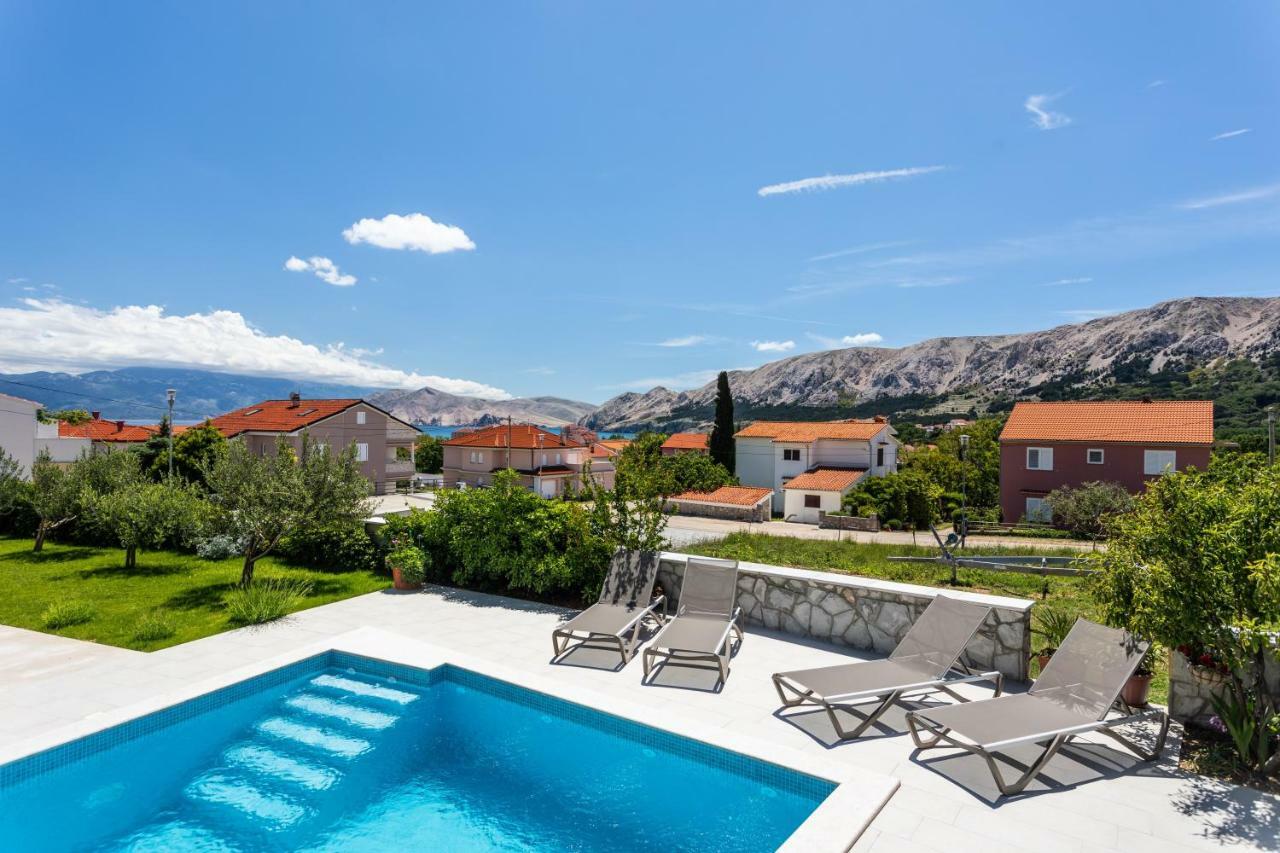 Bed & Breakfast Dosen IV Baska  Exterior photo